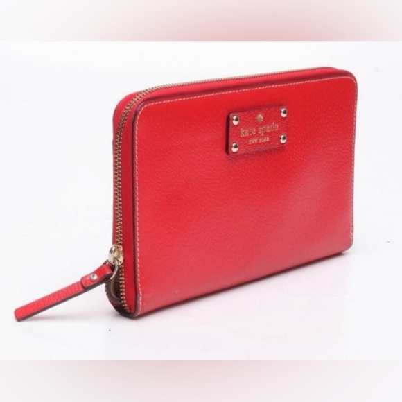 Kate Spade New York "Soffiano" Solid Red Leather Zip Around Wallet! - Picture 3 of 16